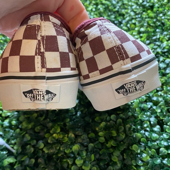 Maroon Checkered Vans Sz. 8.5 - Picture 7 of 9